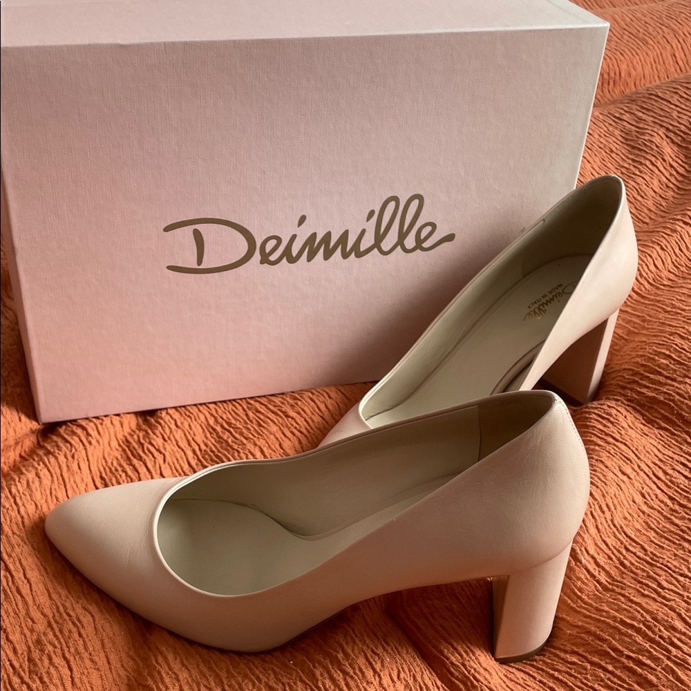Nude Italian Leather Heels. Made in Italy.